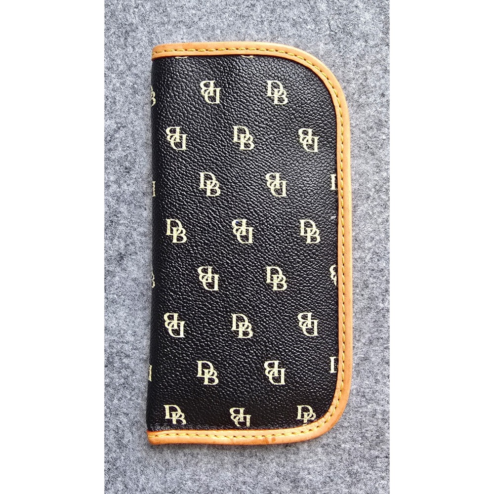 Dooney & Bourke Signature DB Monogram Eyeglass Sunglasses Case black white EUC